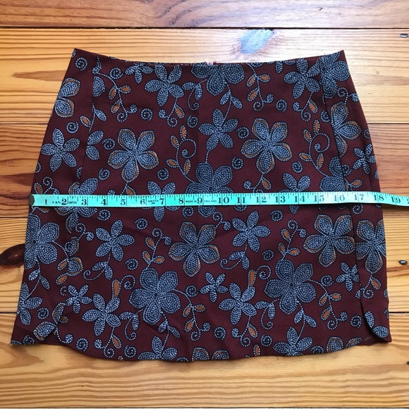 Lush Brick Red Floral Mini Skirt, EUC, M - Picture 6 of 10